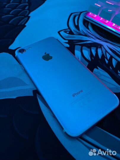 iPhone 7, 32 ГБ