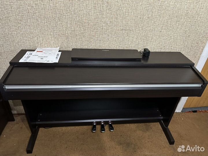 Пианино Yamaha YDP 142R