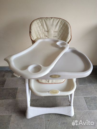 Детский стульчик для кормления