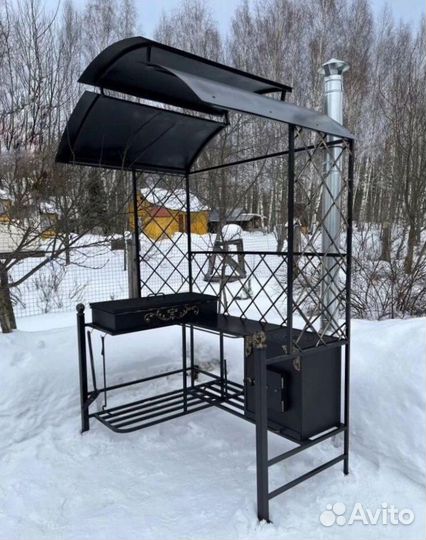 Мангал кованый с крышей