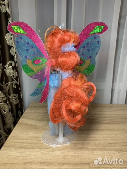 Кукла winx блум