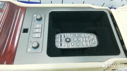 Подлокотник задний lexus LS 4 (COL13IQ01)