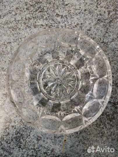 Хрустальная ваза