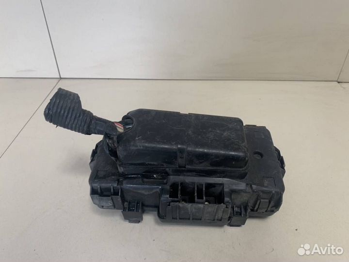 Блок предохранителей Honda CR-V 2002-2006