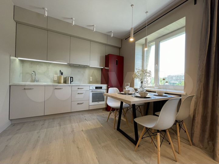 2-к. квартира, 60 м², 8/9 эт.