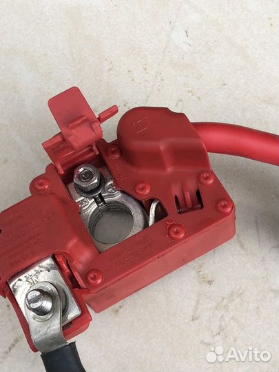 Клемма плюсовая BMW X5 E70, X6 E71