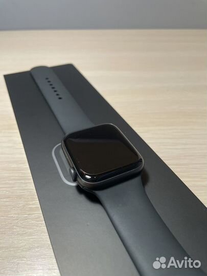 Apple Watch 6 44 mm Nike