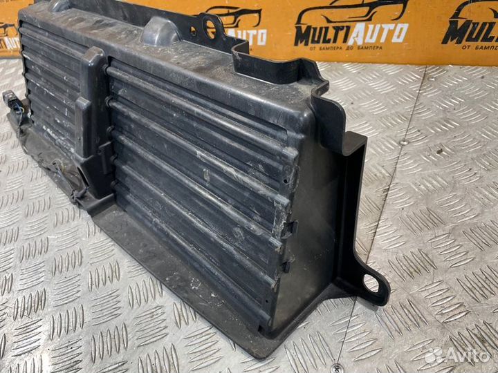 Воздуховод радиатора Land Rover Range Rover Sport