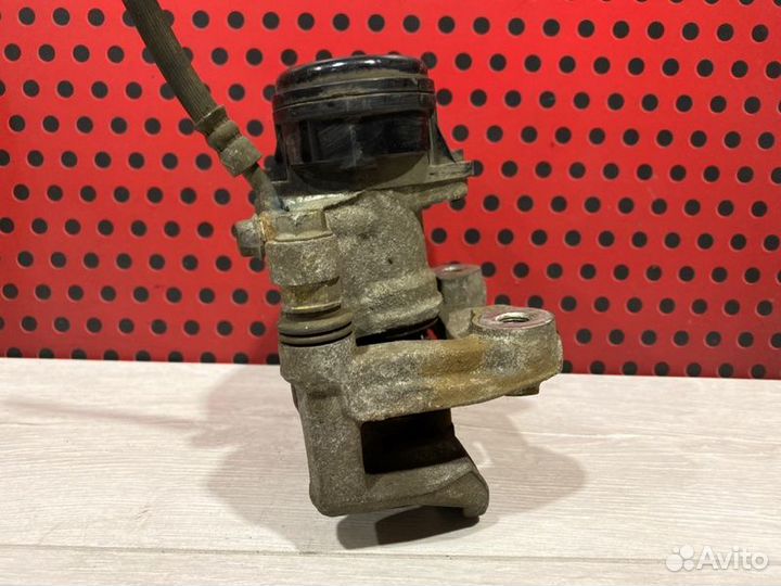 Суппорт задний левый Kia Proceed seurpj721 G4LH