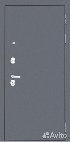 Дверь входная с зеркалом 2 цилиндровых замка