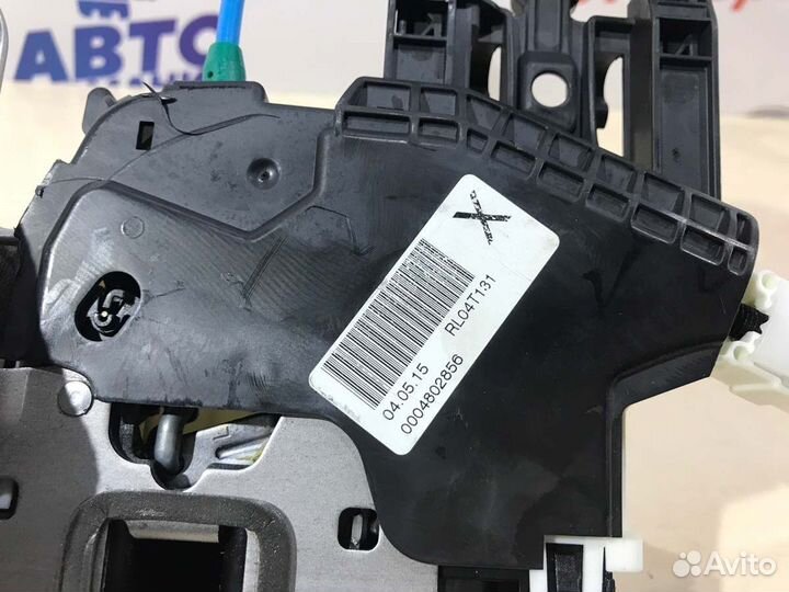 Замок двери задний левый Mercedes Gla180 X156