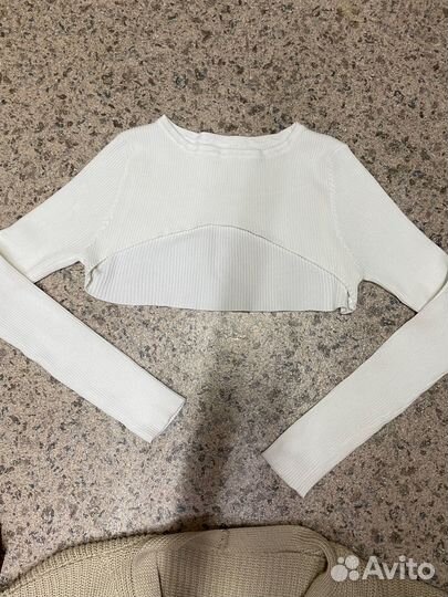 Вещи женские 42-46