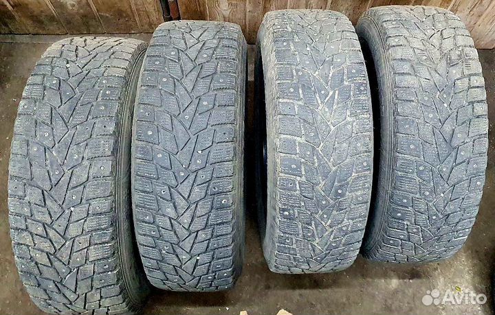 Dunlop Grandtrek Ice 02 215/60 R17 100T