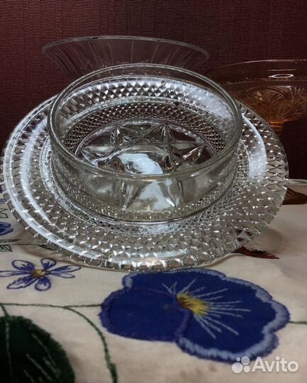 Вазочки на ножке и масленка