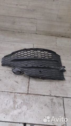 Решетка бампера передняя левая Mercedes W167 Amg