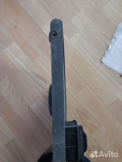 Автомобильный столик