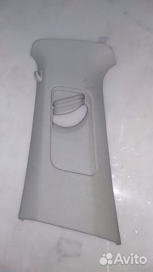 Обшивка стойки центр.левая верх.Поло / 6RU868311C