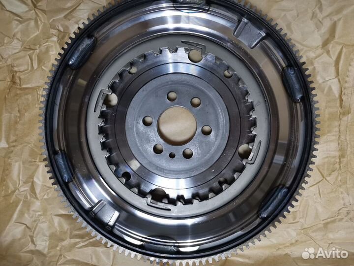 Маховик DSG7 Качественный аналог 03C105266J