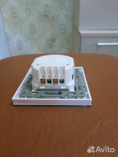 Сенсорный выключатель