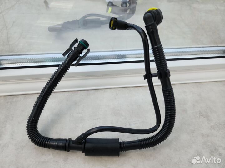 Новая Трубка картерных газов Peugeot Citroen