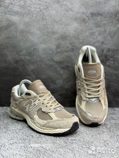 Кроссовки New Balance 2002r