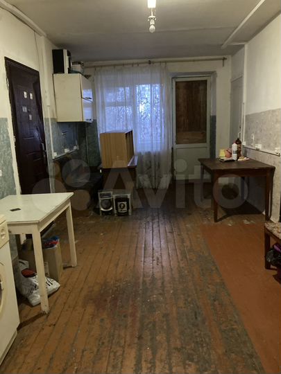 Комната 14 м² в 1-к., 3/5 эт.