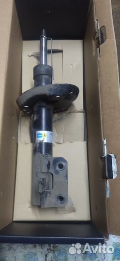 Стойка амортизатора