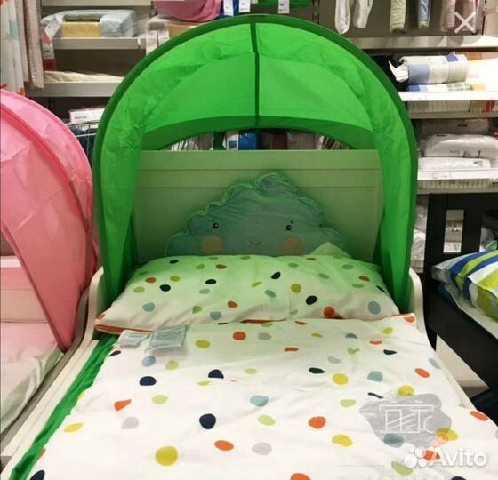 Полок для детской кравати