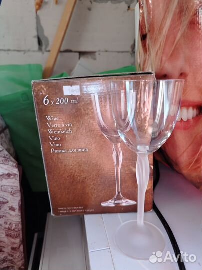 Бокалы под вино