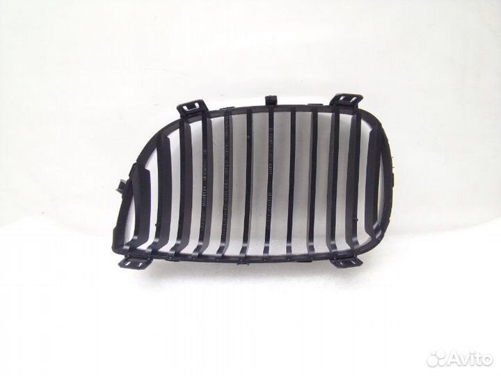 Решетка радиатора передняя правая Bmw 1-Series E87