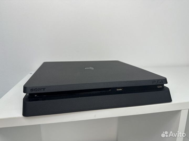 Sony PlayStation 4 Slim c Играми