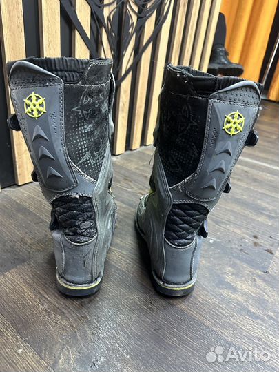 Мотоботы кроссовые