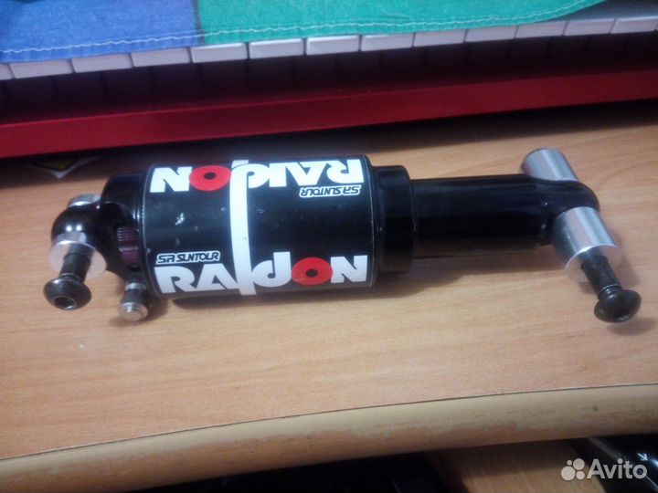 Амортизатор sr suntour raidon r 165x38mm