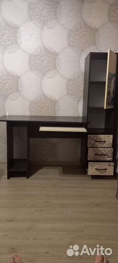 Стол компьютерный