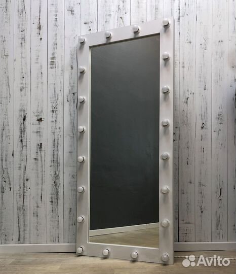 Зеркало с подсветкой