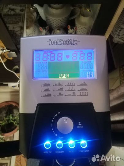 Эллиптический тренажер Infinity VG40