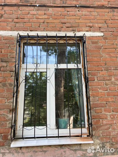 Решетки на окна на балкон