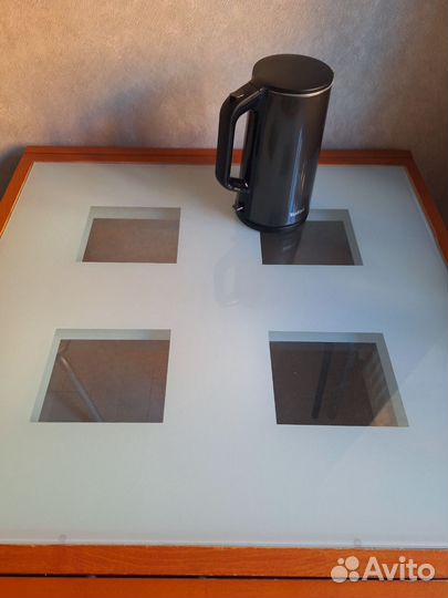 Кухонный стол и стулья