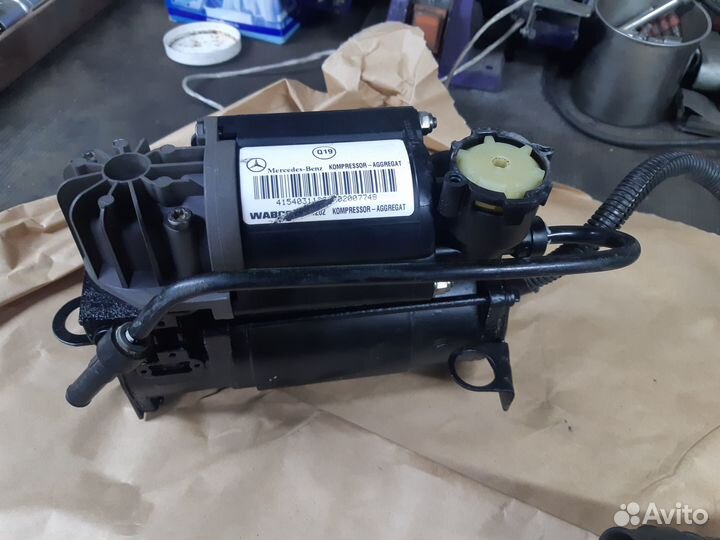 Компрессор пневмо Ауди Аллроад, 4Z7616007A, стойки