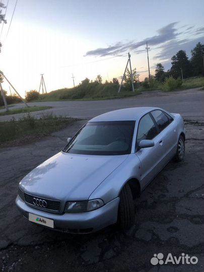 Audi A4 1.8 МТ, 1998, 250 000 км
