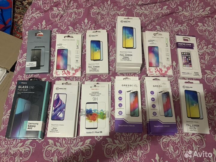 Новые защитные стекла для телефонов