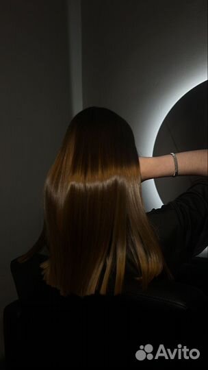 Кератиновое выпрямление волос