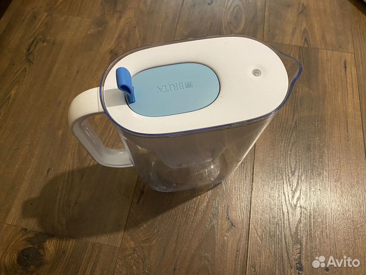 Фильтр-кувшин для воды Brita 2,4 л