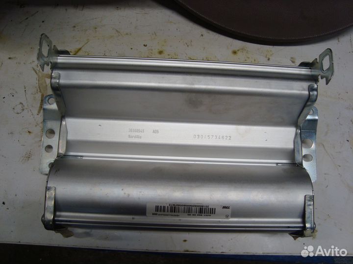 Подушка безопасности правая W251 M272 A2518600805