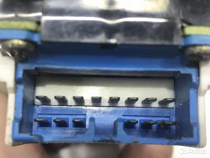 Блок стеклоподъемников передний правый Toyota Win