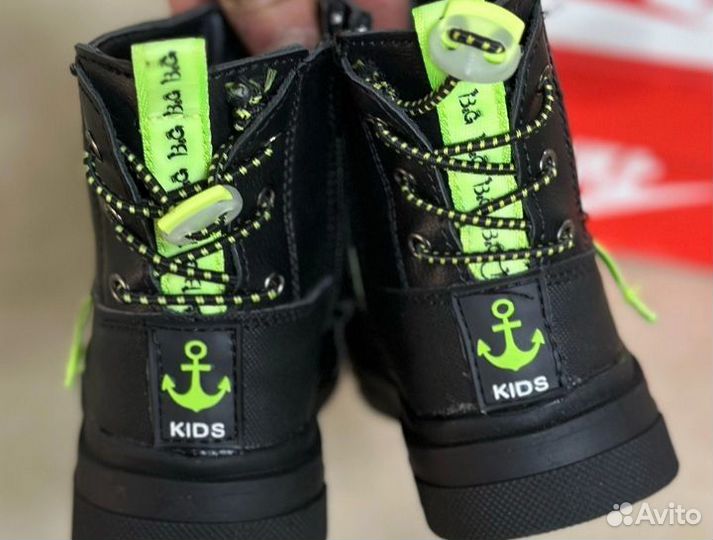 Ботинки осенние новые 31р