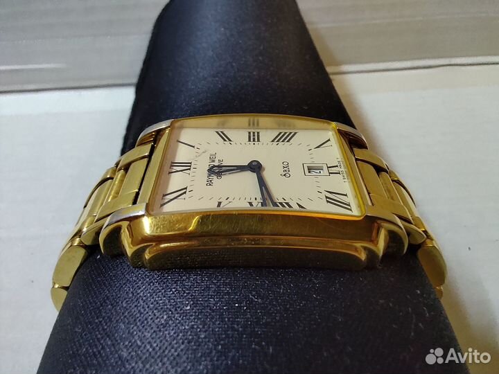 Часы Raymond Weil Saxo 9110