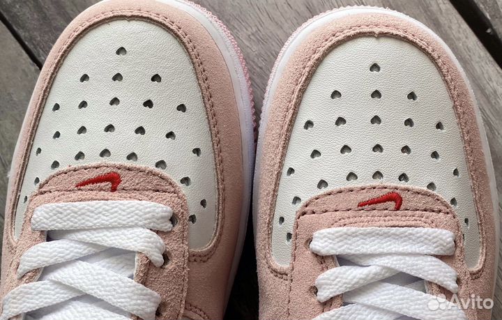 Кроссовки nike женские