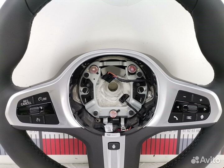 Руль для BMW 5-Series (G30/G31/G38) 32308008180