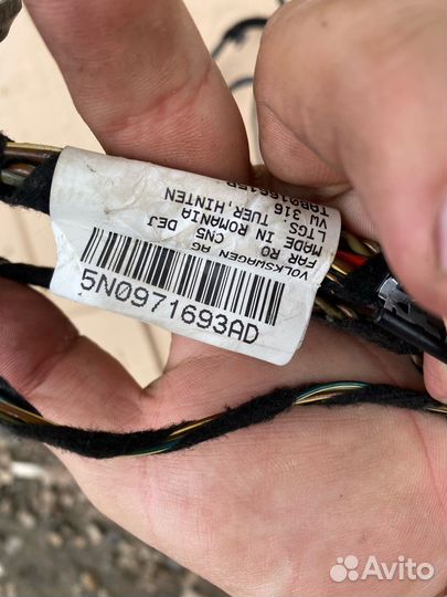 Проводка двери Volkswagen Tiguan 1